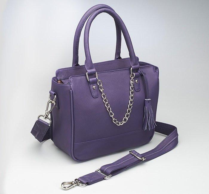 Found this cute purple leather Coach purse hiding at Goodwill for only $8!  Whoever was sorting donations at Goodwill somehow missed this gem. :  r/ThriftStoreHauls